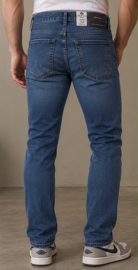 913 - Pantalón Corte Slim Azul Claro