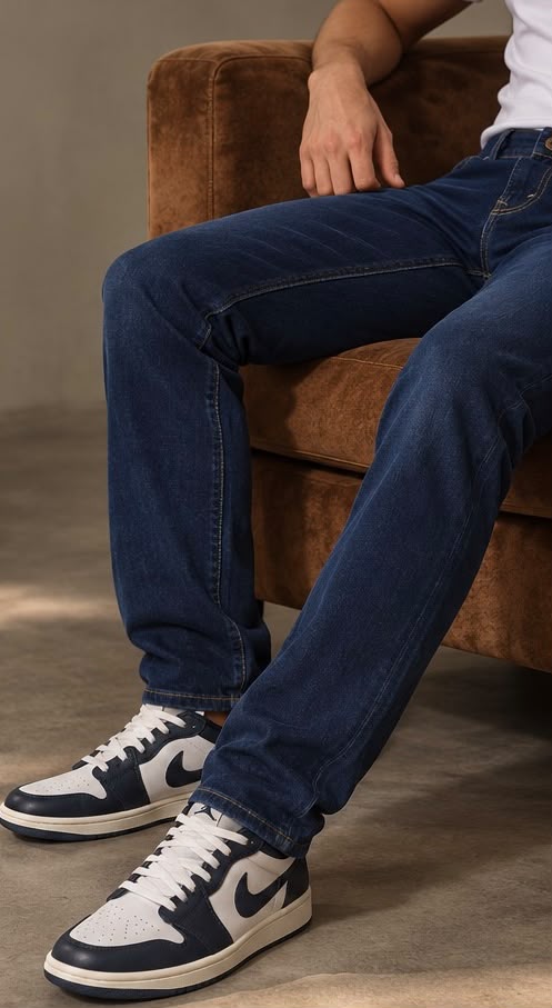 914 - Pantalón Corte Slim Efecto Mezclilla Cruda