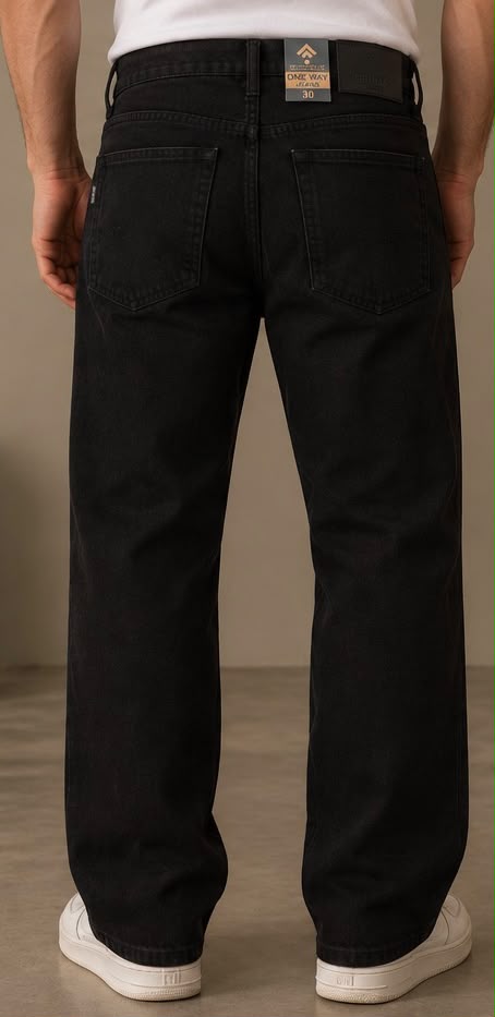 900 - Pantalón de Mezclilla Recto Oscuro